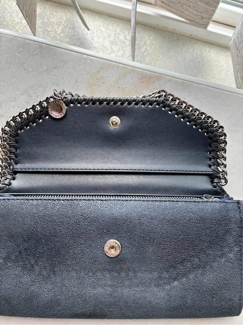 Stella McCartney blue Faux Suede Chain-Trim Clutch - Picture 2 of 5